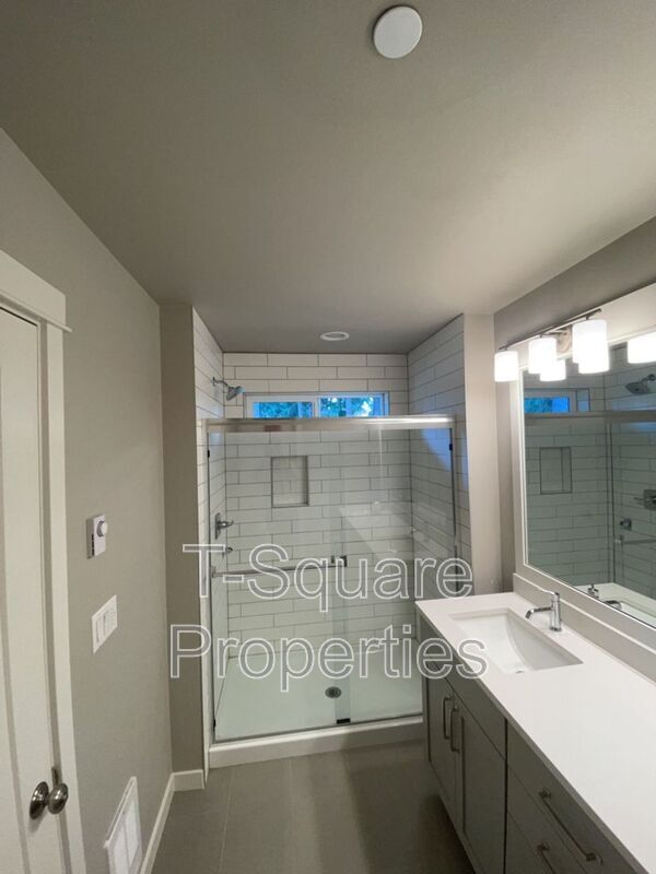 Foto del edificio - 19923 Cypress Way