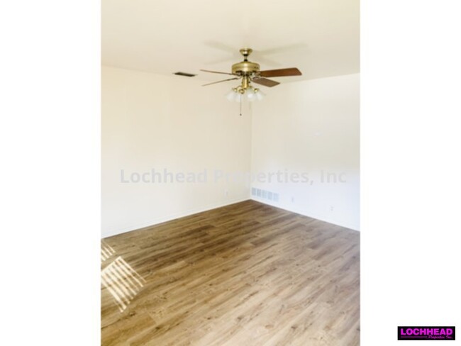 Building Photo - ****BEAUTIFUL HOME IN MESQUITE*** 3 BEDROO...