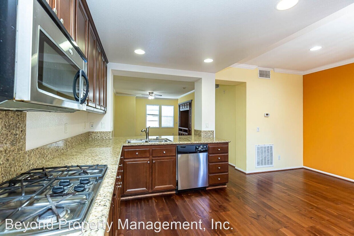 Primary Photo - 3 br, 3.5 bath House - 17023 Calle Trevino...
