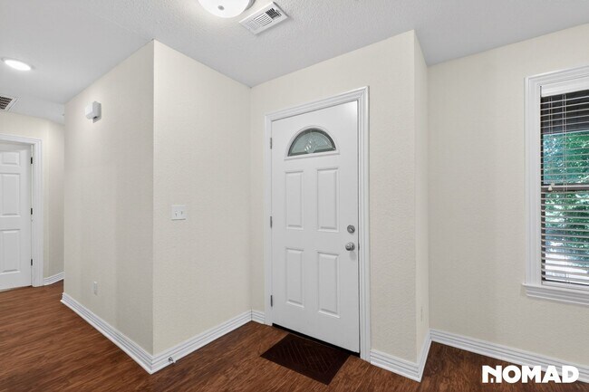 Foto del edificio - 2088 E Custer Ln