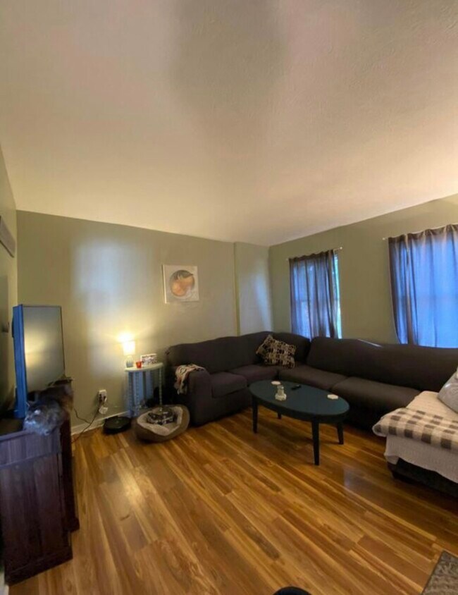 Foto del edificio - 225 Jefferson St