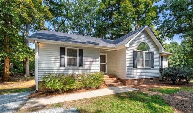 Building Photo - 2913 Ashley Woods Ct