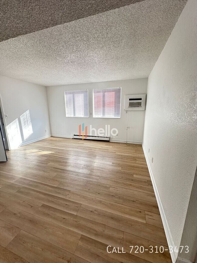 Foto del edificio - 7485 Quitman St