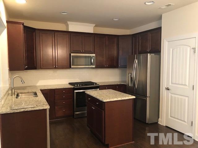 Building Photo - 408 Bent Tree Ln