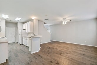 Building Photo - 123 N Camellia Grove Cir Building Photo - 123 N Camellia Grove Cir