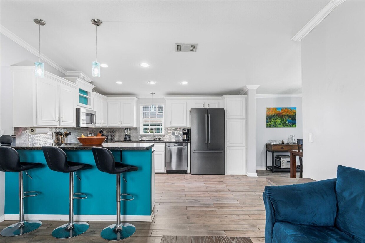 Primary Photo - For Rent: 10 Rivera Drive – Your Key West ...