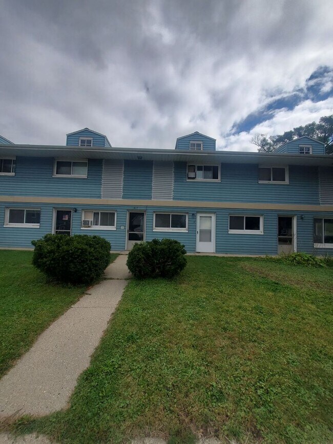 Building Photo - 417 N Washington Ave