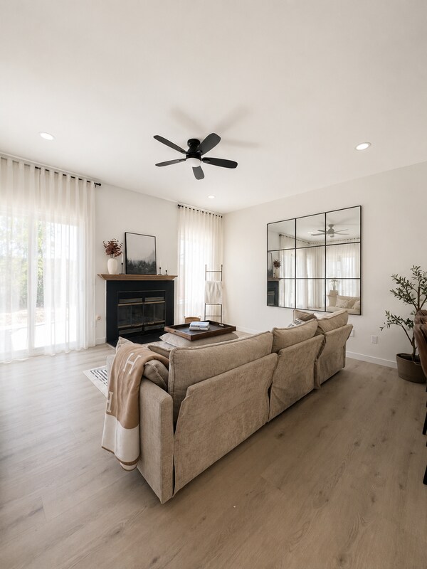 Foto del edificio - 7958 Tinaja Ln