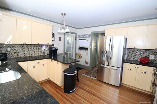 Foto del edificio - 111 Stearns St