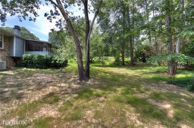 Building Photo - 3 br, 2 bath House - 2144 Windsor Drive