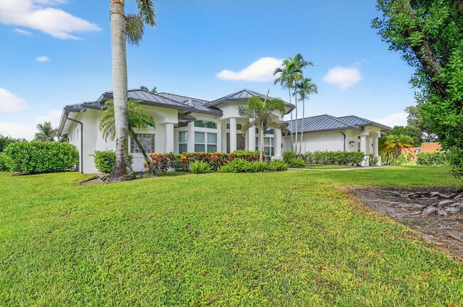 Foto del edificio - 15830 Meadow Wood Dr