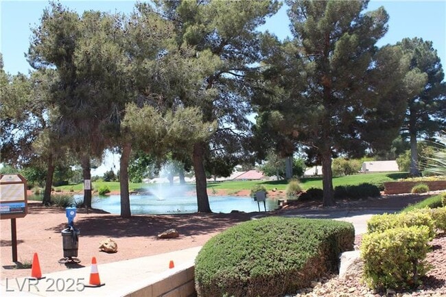 Building Photo - 5444 Desert Paradise Dr