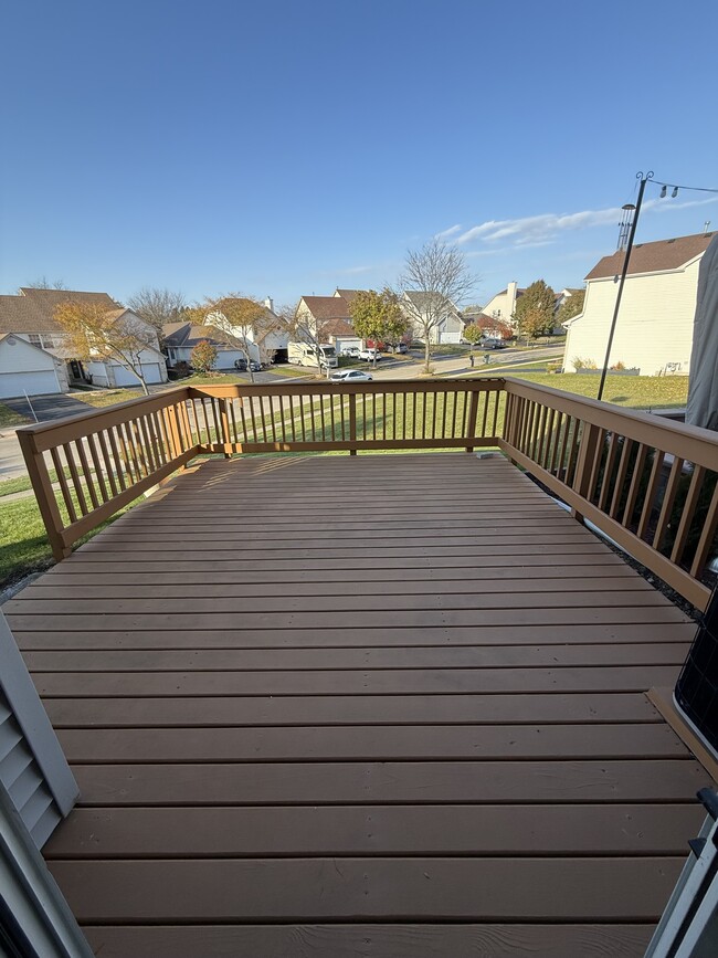 Building Photo - 921 Mesa Dr