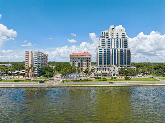 Foto del edificio - 2109 Bayshore Blvd