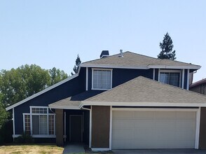 Building Photo - 7666 Zephyr Hills Way