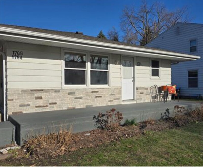 Foto principal - 1764 Pleasant St