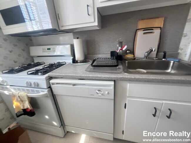 Foto del edificio - 101 Longwood Ave