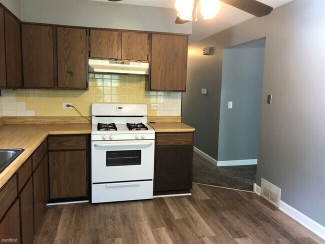 Foto del edificio - 4 br, 1.5 bath House - 1313 Cherokee Dr