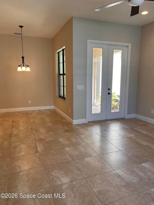 Building Photo - 2723 Rodina Dr