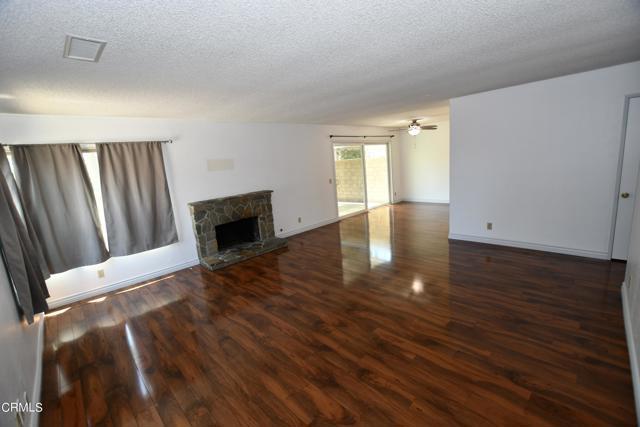 Building Photo - 5008 Laurel Park Dr