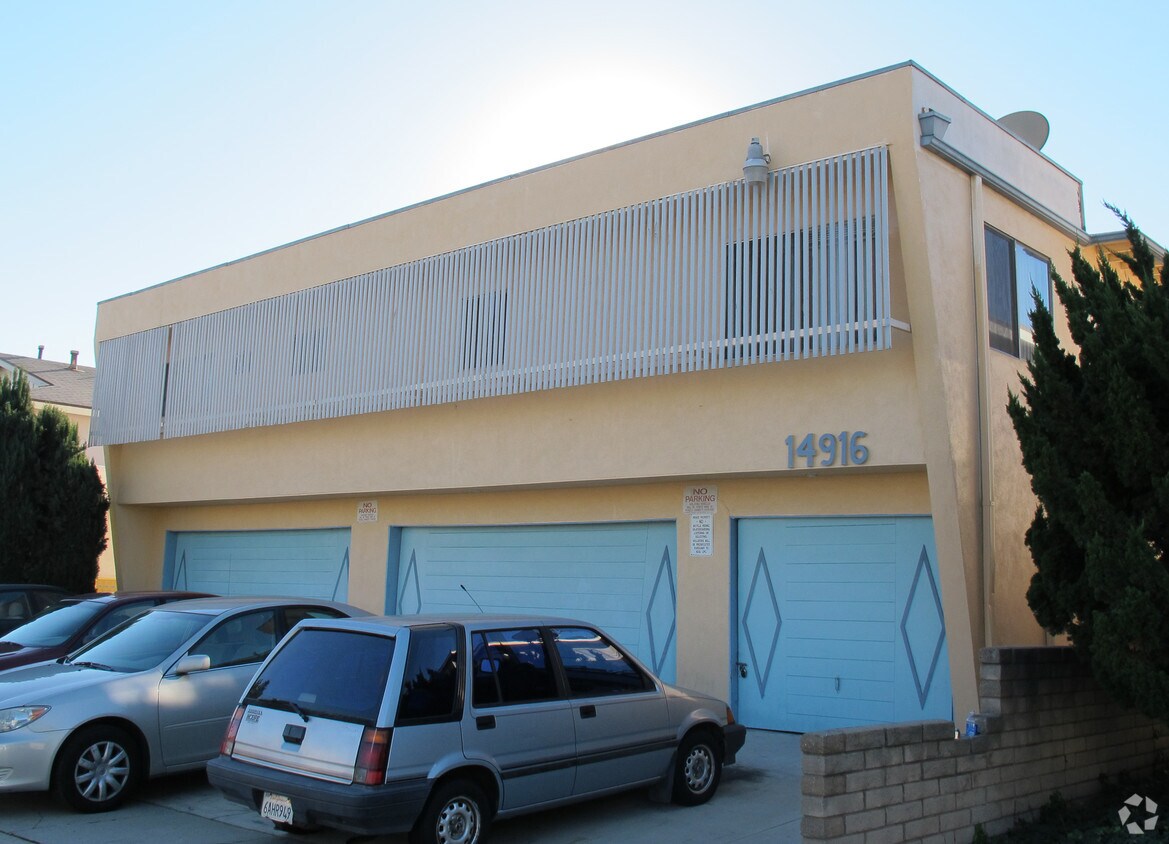 Foto del edificio - 14916 Gagely Dr