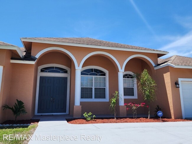Building Photo - 4 br, 3 bath House - 4374 SW Savona Bv