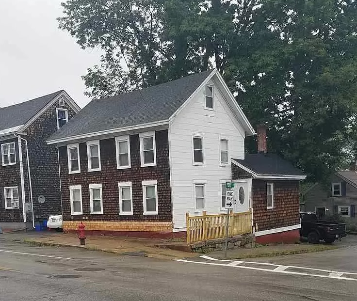 118 Green St Unit 1, Somersworth, NH 03878 Apartments at 118 Green St