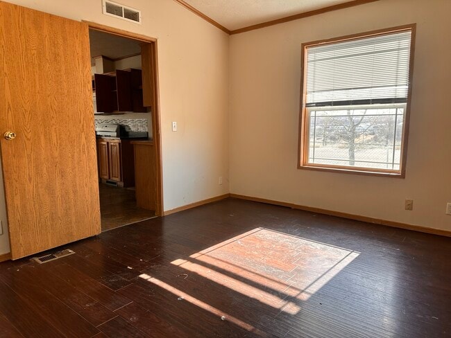 Building Photo - 38 Jubilee St