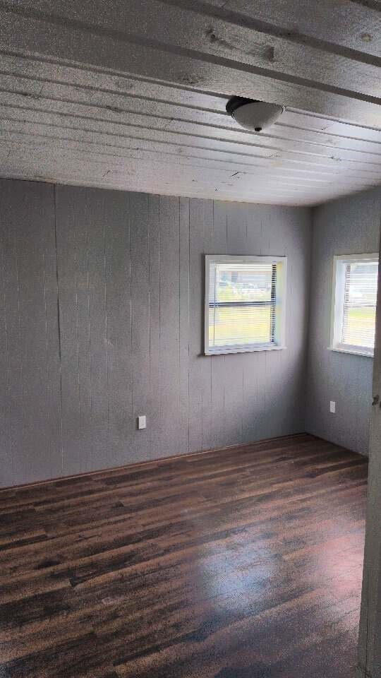 Building Photo - 18397 Deer Glen W Dr