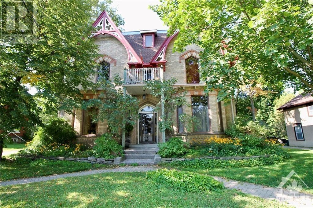 388 King St W Unit 4, Brockville, ON K6V 3S6 Apartment for Rent in