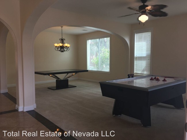 Building Photo - 8422 Elche Ct
