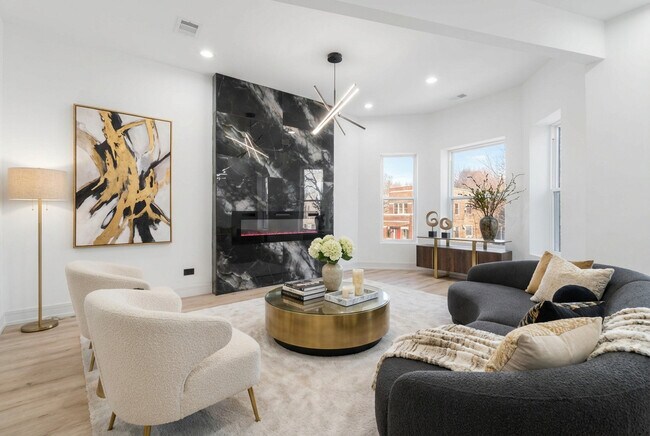 Foto del edificio - 6430 S Eberhart Ave