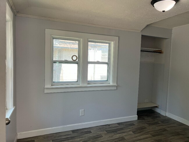 Foto del edificio - 406 8th Ave S