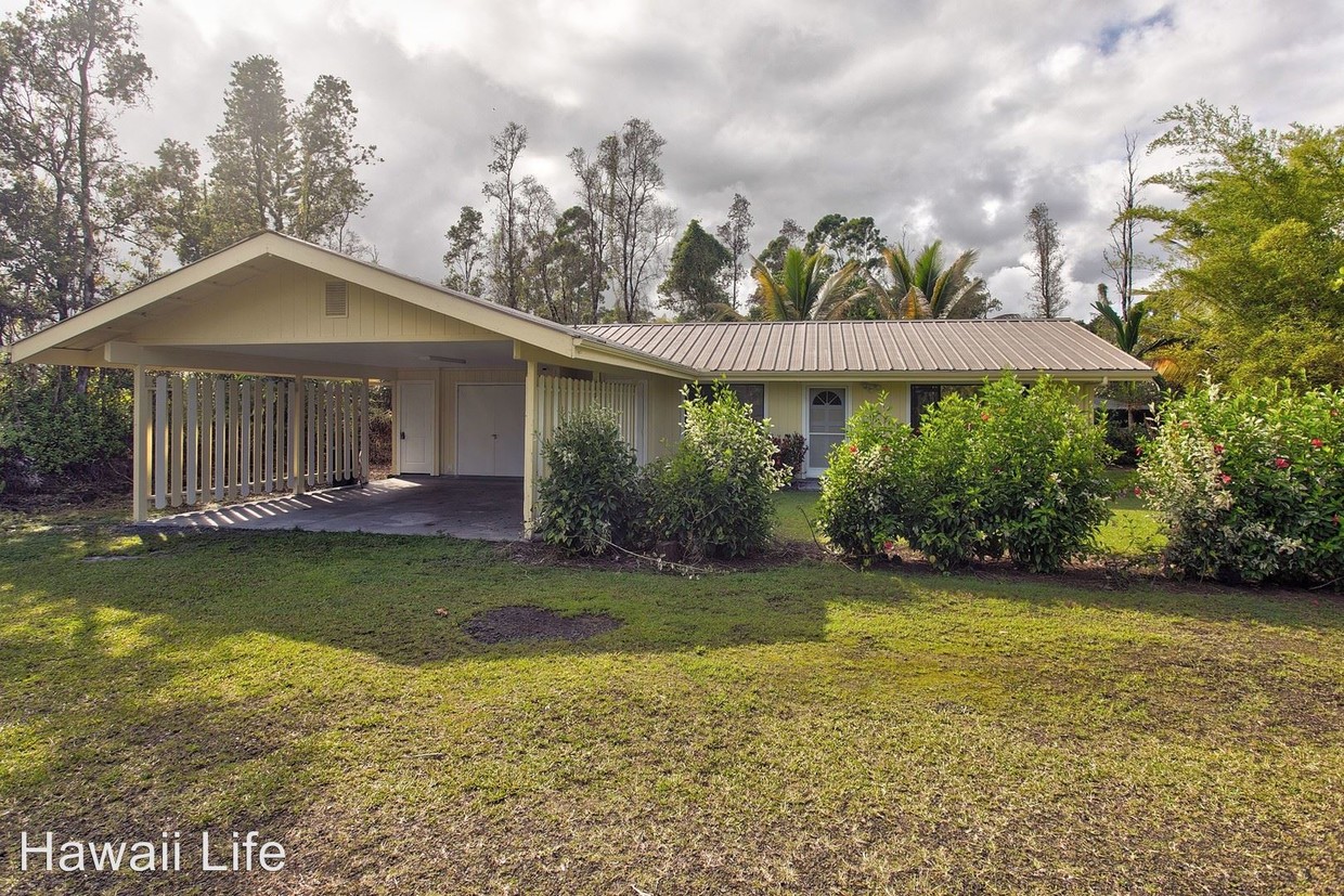 Primary Photo - 3 br, 2 bath Apartment - 15-1553 24th Ave