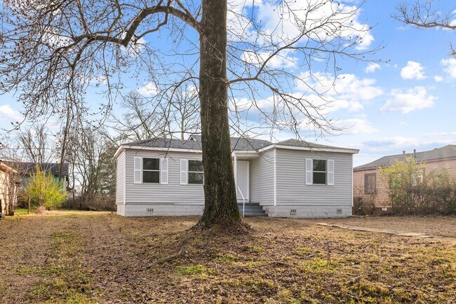 Foto del edificio - 829 51st St W