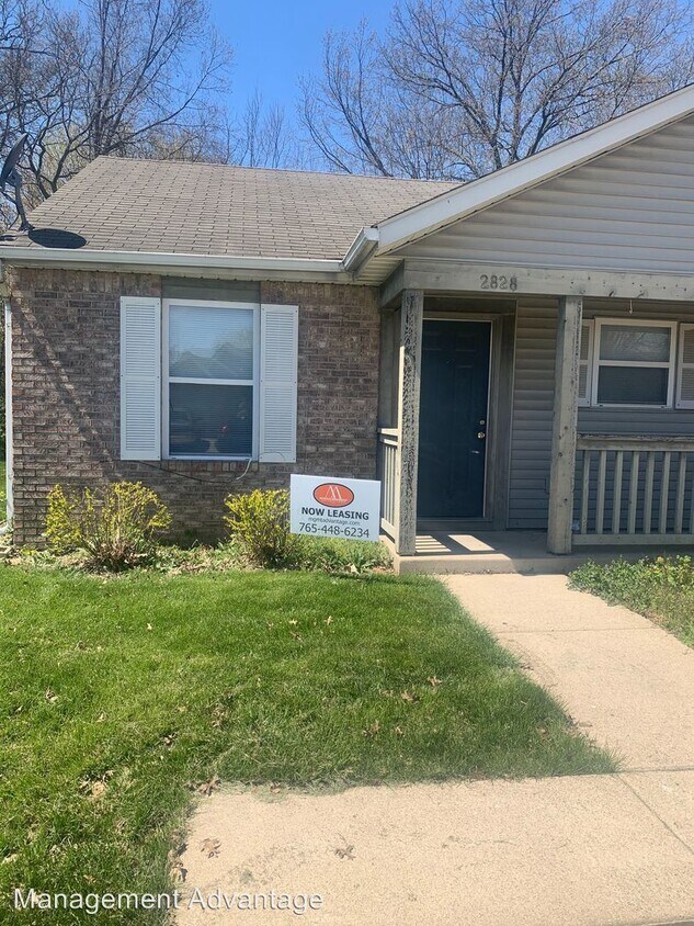 Primary Photo - 2826-2828 Plaza Ln