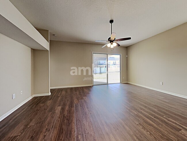 Foto del edificio - 3941 Leatherwood Dr