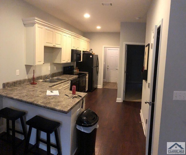 1011 Binghampton Cir, Bogart, GA 30622 Townhome Rentals in Bogart GA