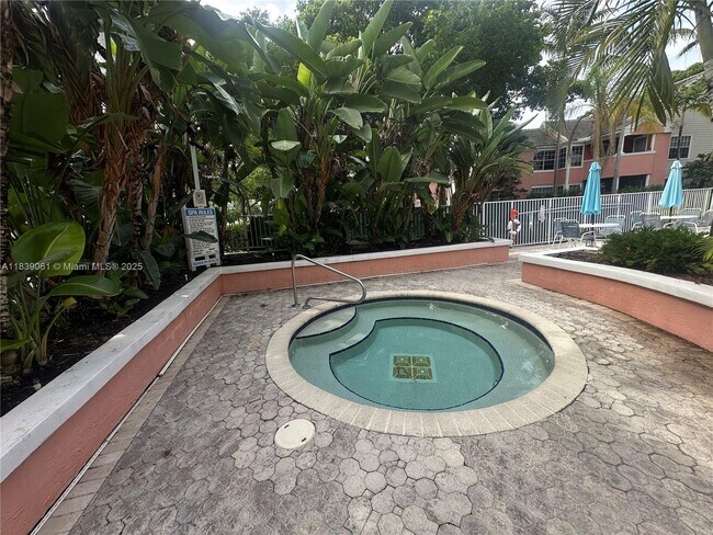 Foto del edificio - 1125 Crystal Way