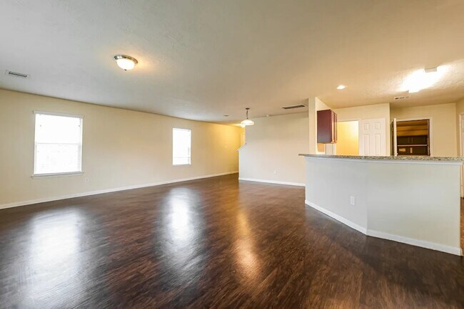 Building Photo - 12633 Lady Slipper Rd