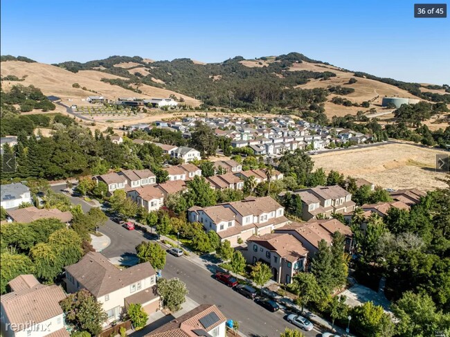 Foto del edificio - 1 br, 1 bath Townhome - 2216 Tokay St
