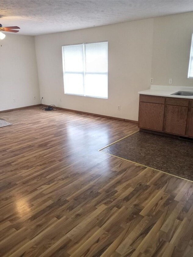 16201622 W Lombard St, Springfield, MO 65802 Townhome Rentals in Springfield MO