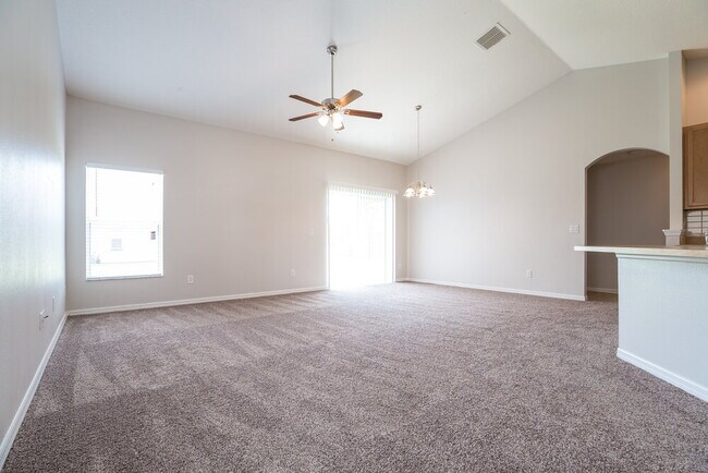 Foto del edificio - 2511 Bobby Lee Ln