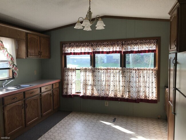 Foto del edificio - 2 br, 1 bath House - 6171 Vanwert Rd