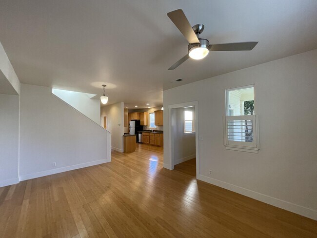 Foto del edificio - 1324 Purcell Ln