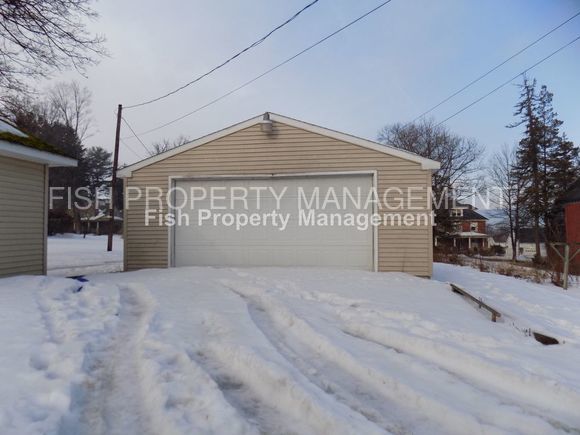 Building Photo - 505 S Main St