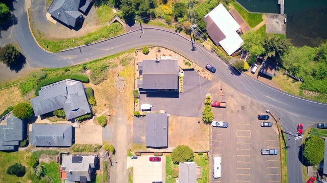 Aerial of Property - 125 SE Bay St