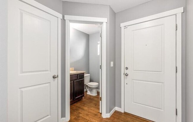 Foto del edificio - Updated 3 bedroom, 2.5 bath home in Tacoma!