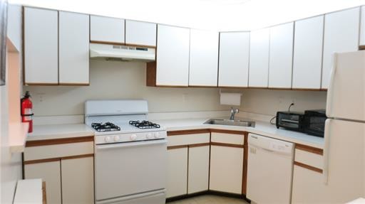 Building Photo - 311 Hampshire Ct