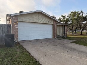 Building Photo - 7134 Sun Valley Dr